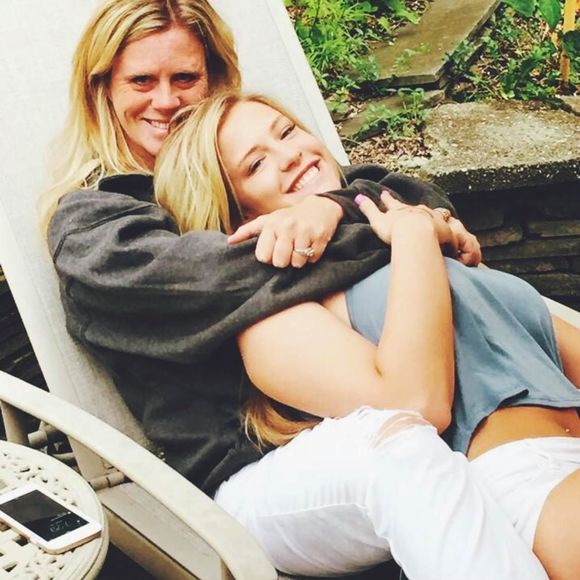 Meet your Posher, Kayla - Picture 1 of 1